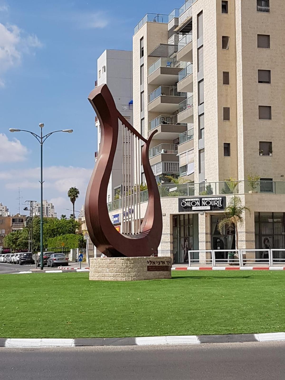 The Shining Star -A Beautiful 3 Bedroom Apartment Beersheba Esterno foto