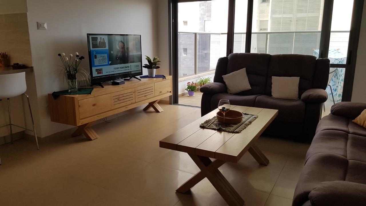 The Shining Star -A Beautiful 3 Bedroom Apartment Beersheba Esterno foto